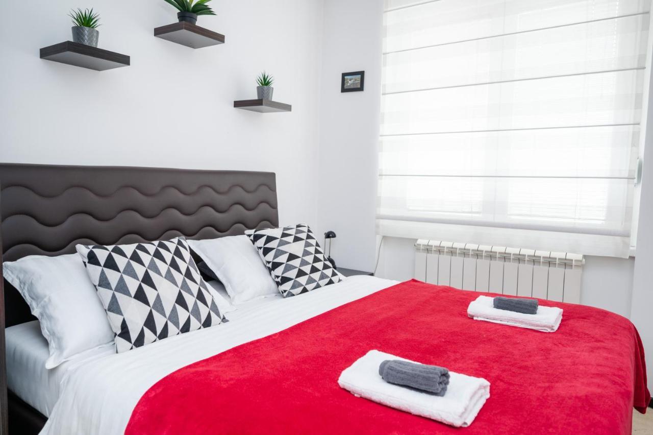 Bright 1Bdr Apartment In The City Center Σαράγεβο Εξωτερικό φωτογραφία